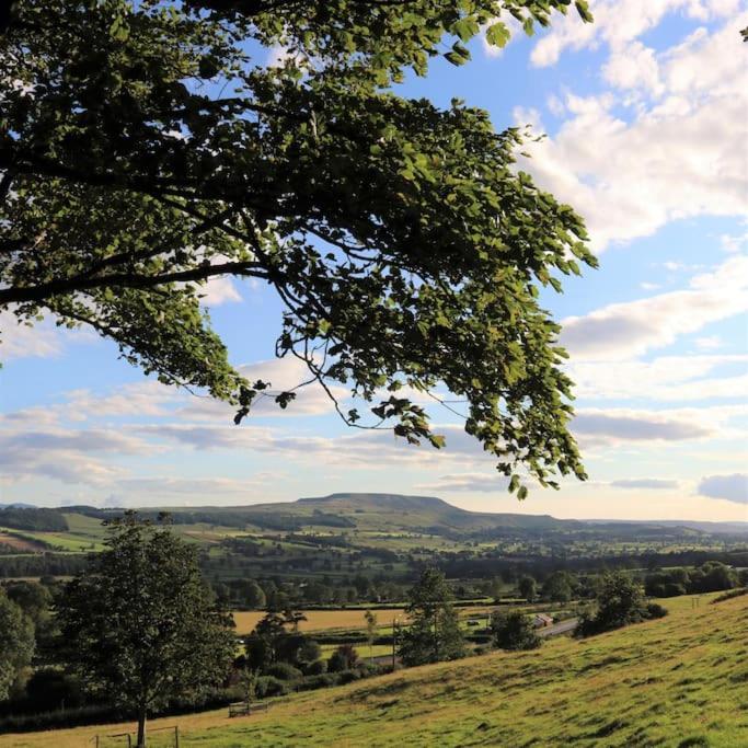 Wensleydale Halls Leyburn Eksteriør bilde